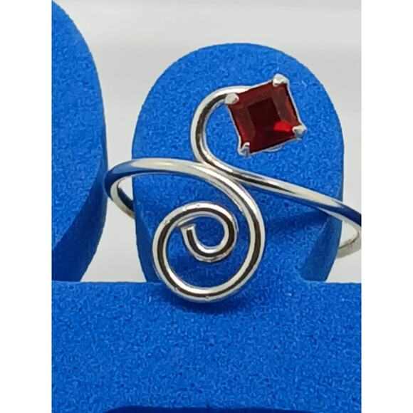 Sexy Ruby Red Crystal Rhinestone Toe Ring Adjustable Size  Sterling Silver NEW - Picture 8 of 8